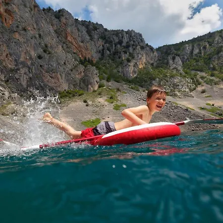 Nyaraló Vito - With Heated Pool, Whirlpool, Gym