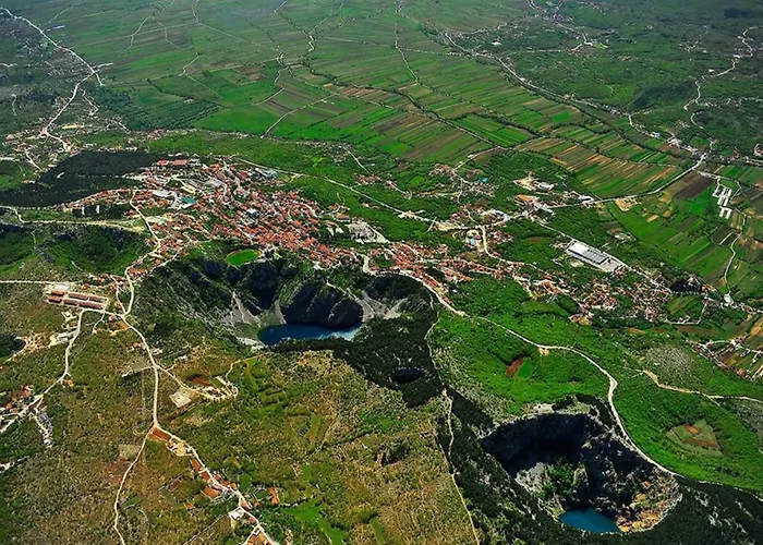 Vito - With Heated Pool, Whirlpool, Gym