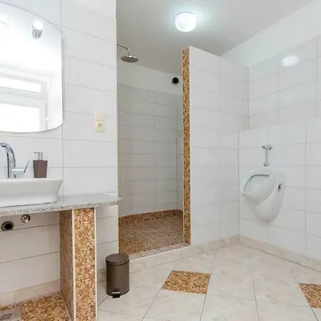 Vito - With Heated Pool, Whirlpool, Gym