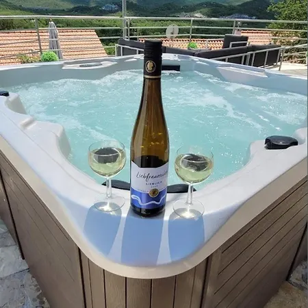 Holiday home Vito - With Heated Pool, Whirlpool, Gym *